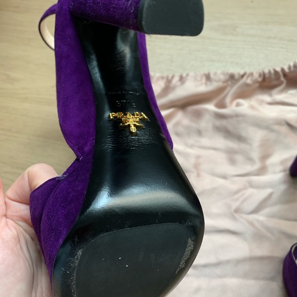 Prada authentic sandals. Perfect condition - Picture 3 of 4